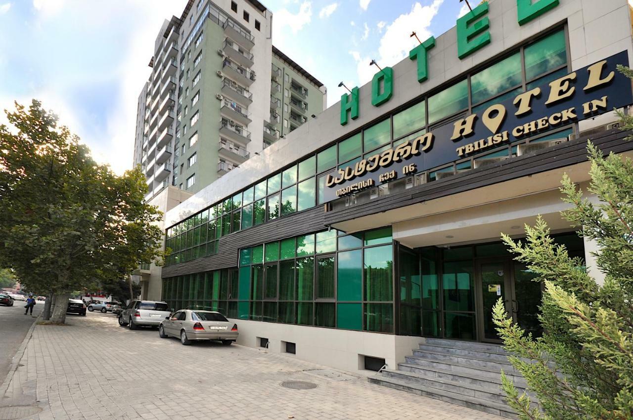 Tbilisi Check In Hotel Ngoại thất bức ảnh